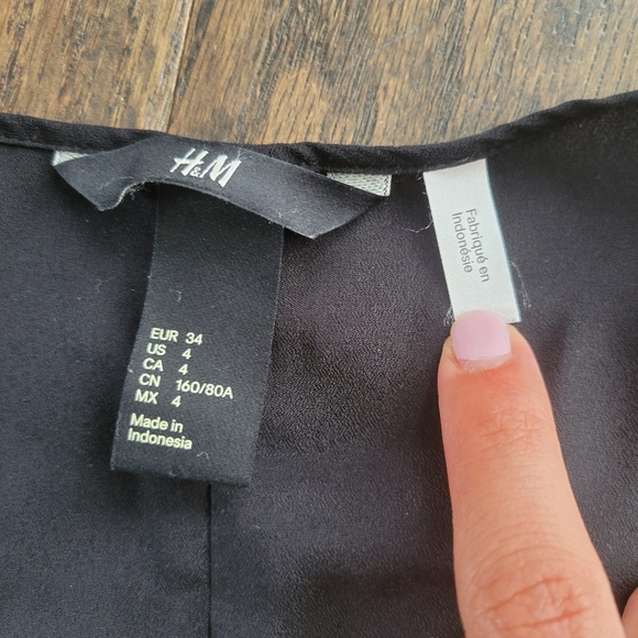 H&M Tank - Picture 2 of 3